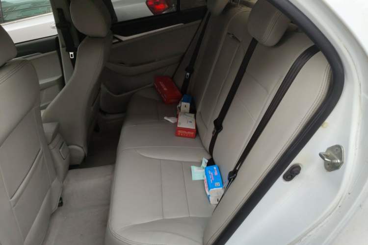 Used Geely Auto Vision 2015 1.5L Manual Entry-Level Model Left Rear Seat