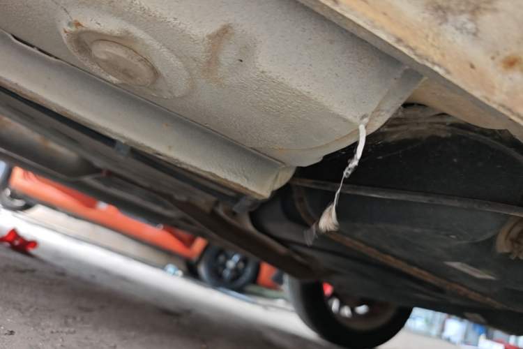Used Geely Auto Vision 2015 1.5L Manual Elite Model Left Side Sill