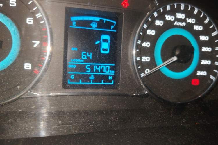 Used Geely Auto Vision 2015 1.5L Manual Elite Model Odometer Close Up