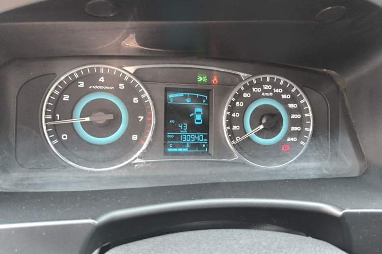 Used Geely Auto Vision 2015 1.5L Manual Elite Model Odometer Close Up