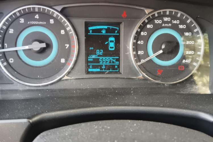 Used Geely Auto Vision 2015 1.5L Manual Happiness Edition Odometer Close Up