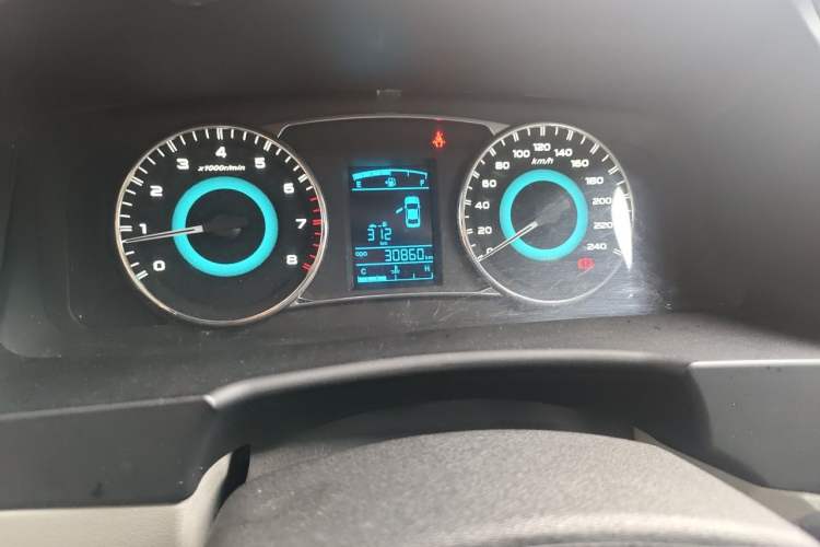 Used Geely Auto Vision 2015 1.5L Manual Elite Model Odometer Close Up