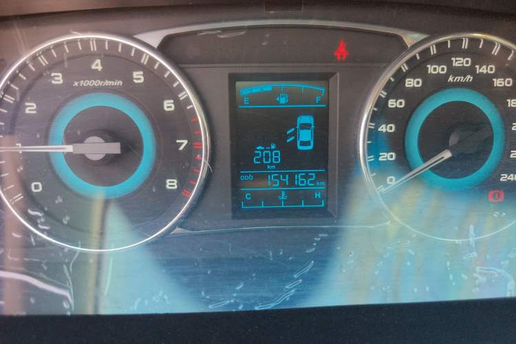 Used Geely Auto Vision 2015 1.5L Manual Elite Model Odometer Close Up