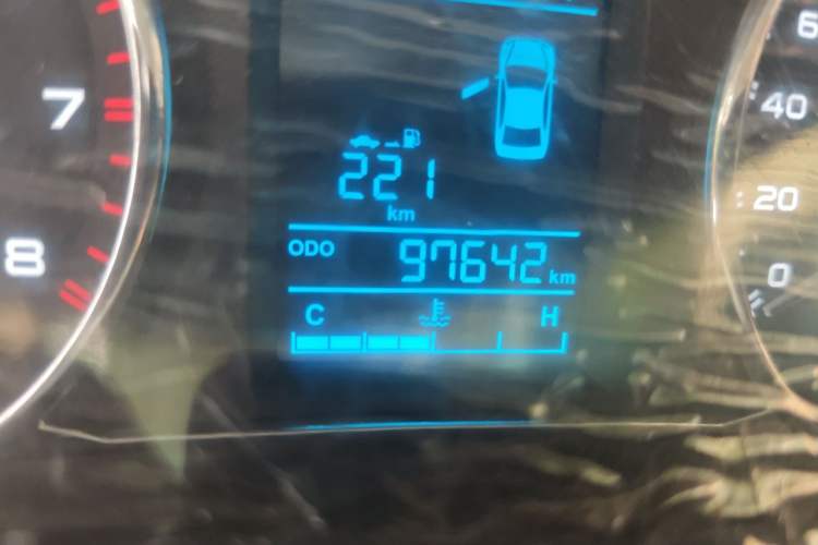 Used Geely Auto Vision 2015 1.5L Manual Happiness Edition Odometer Close Up