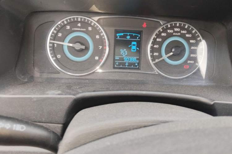 Used Geely Auto Vision 2015 1.5L Manual Happiness Edition Odometer Close Up