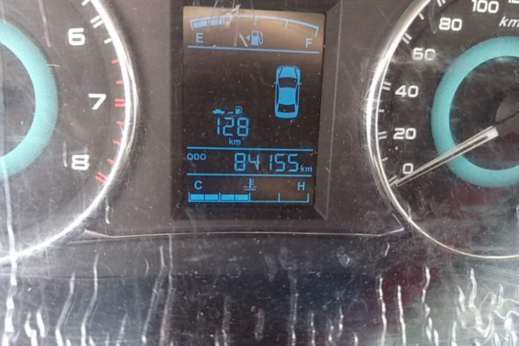Used Geely Auto Vision 2015 1.5L Manual Elite Model Odometer Close Up