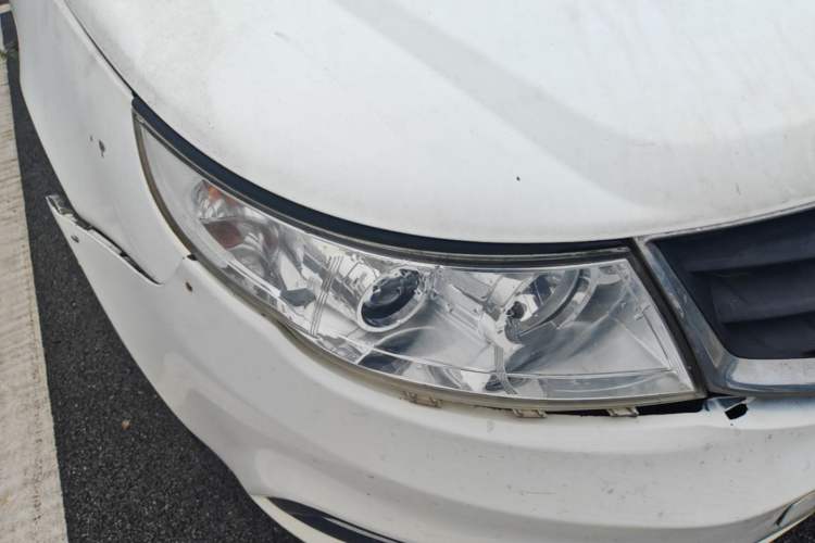 Used Geely Auto Vision 2015 1.5L Manual Elite Model Right Front Headlight