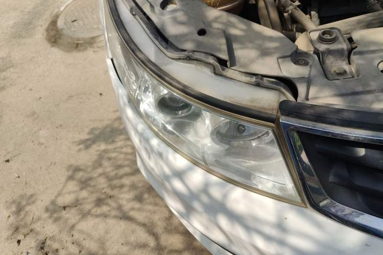 Used Geely Auto Vision 2015 1.3T Manual Luxury Model Right Front Headlight