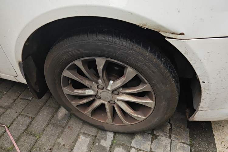 Used Geely Auto Vision 2015 1.5L Manual Happiness Edition Right Front Wheel Hub