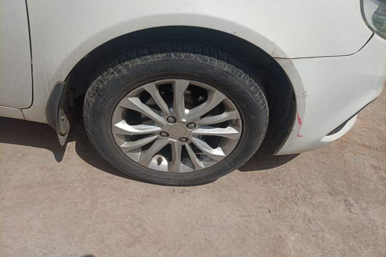 Used Geely Auto Vision 2015 1.5L Manual Happiness Edition Right Front Wheel Hub