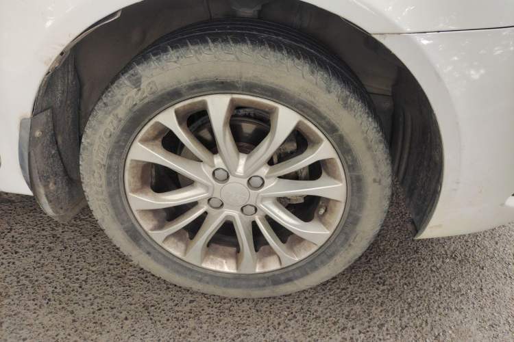 Used Geely Auto Vision 2015 1.5L Manual Elite Model Right Front Wheel Hub