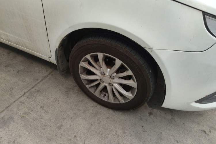 Used Geely Auto Vision 2015 1.5L Manual Entry-Level Model Right Front Wheel Hub
