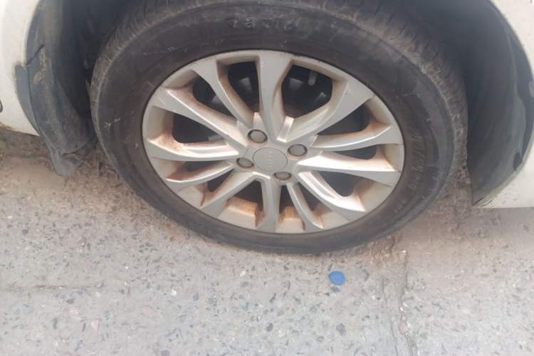 Used Geely Auto Vision 2015 1.5L Manual Happiness Edition Right Front Wheel Hub