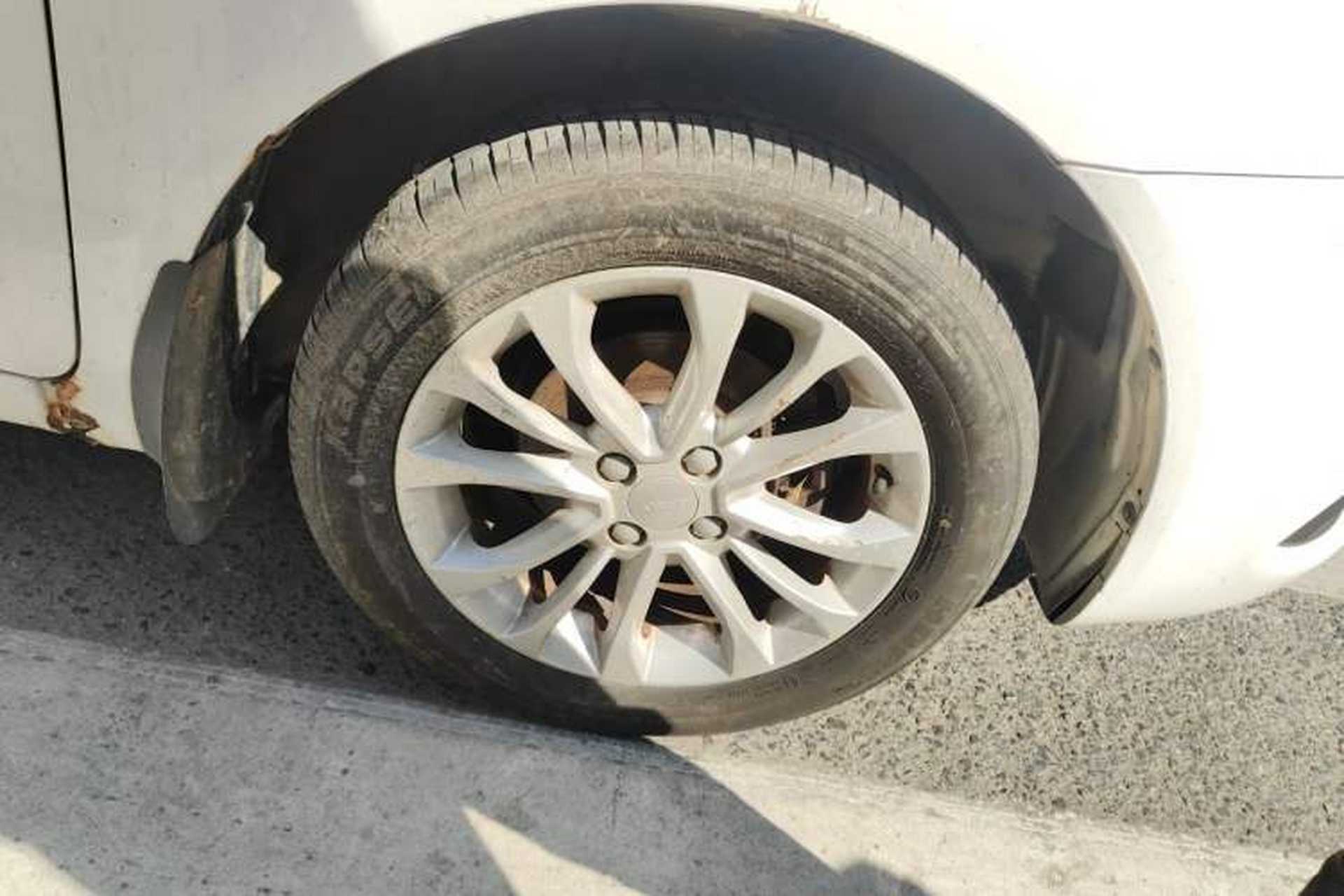 Used Geely Auto Vision 2015 1.5L Manual Elite Model Right Front Wheel Hub