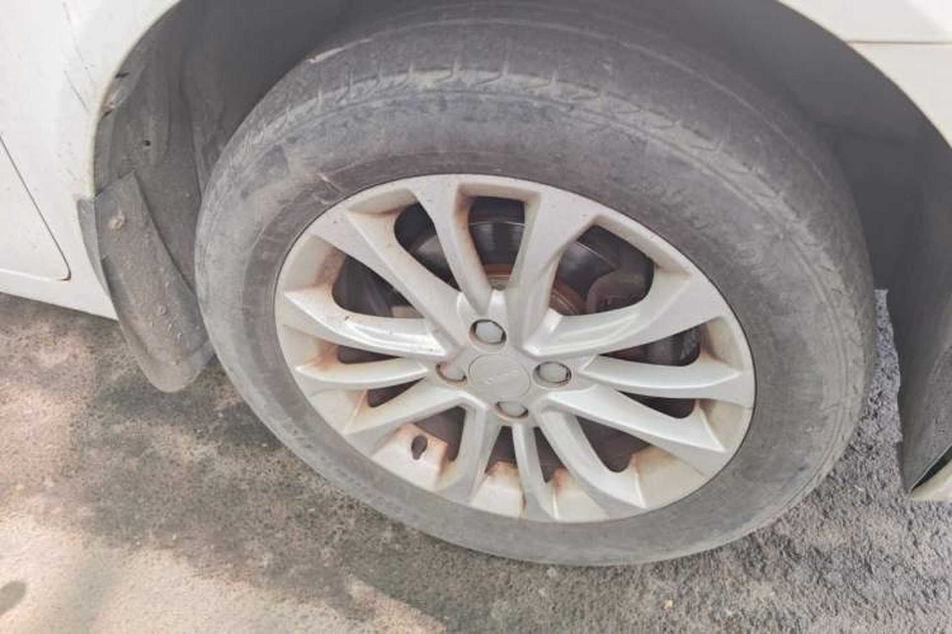 Used Geely Auto Vision 2015 1.5L Manual Happiness Edition Right Front Wheel Hub