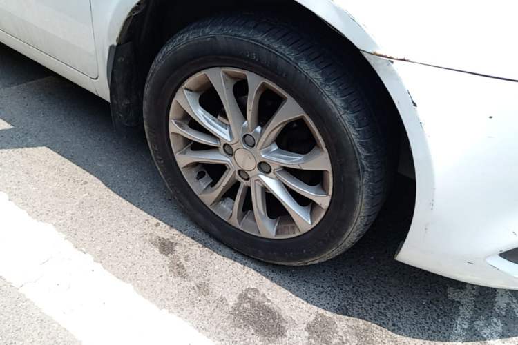 Used Geely Auto Vision 2015 1.5L Manual Elite Model Right Front Wheel Hub