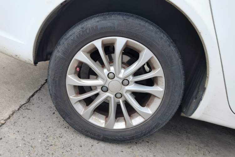 Used Geely Auto Vision 2015 1.5L Manual Elite Model Right Rear Wheel Hub