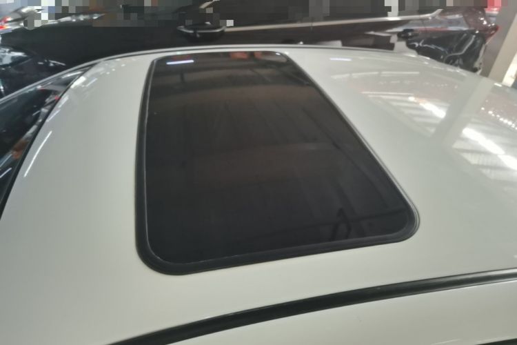 Used Geely Auto Vision 2015 1.5L Manual Elite Model Roof