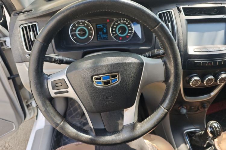 Used Geely Auto Vision 2015 1.5L Manual Elite Model Steering Wheel