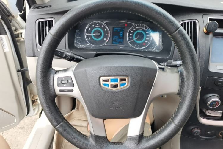 Used Geely Auto Vision 2015 1.5L Manual Elite Model Steering Wheel