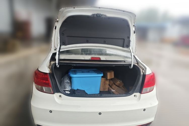 Used Geely Auto Vision 2015 1.5L Manual Elite Model Trunk