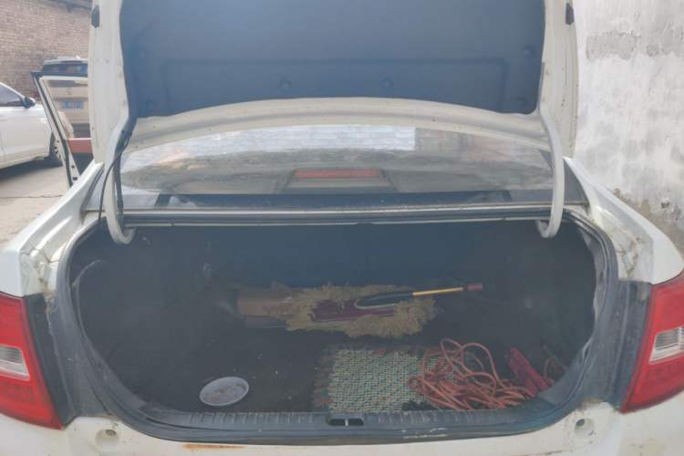 Used Geely Auto Vision 2015 1.5L Manual Happiness Edition Trunk