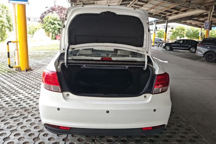 Used Geely Auto Vision 2015 1.5L Manual Elite Model Trunk
