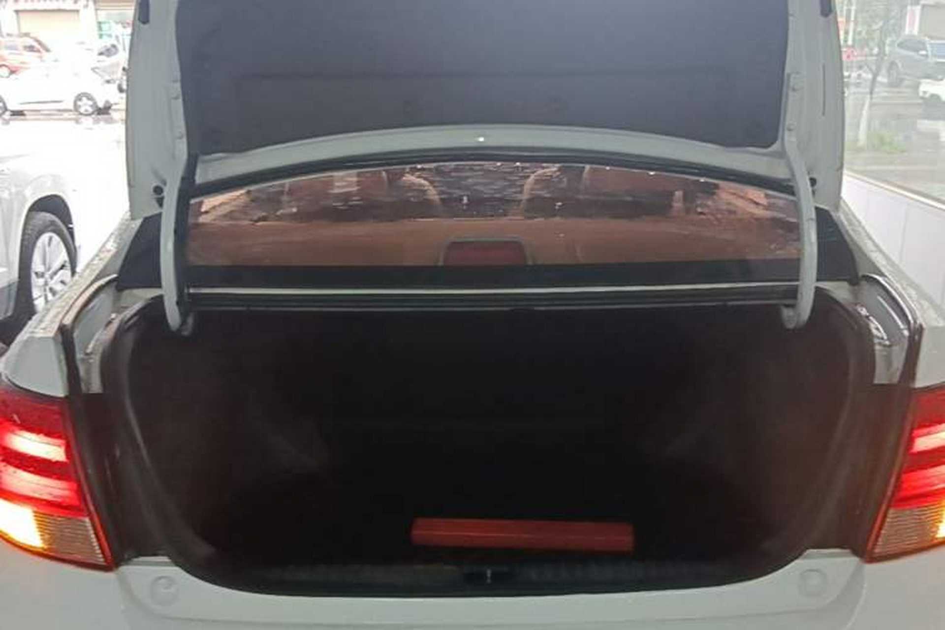 Used Geely Auto Vision 2015 1.5L Manual Elite Model Trunk