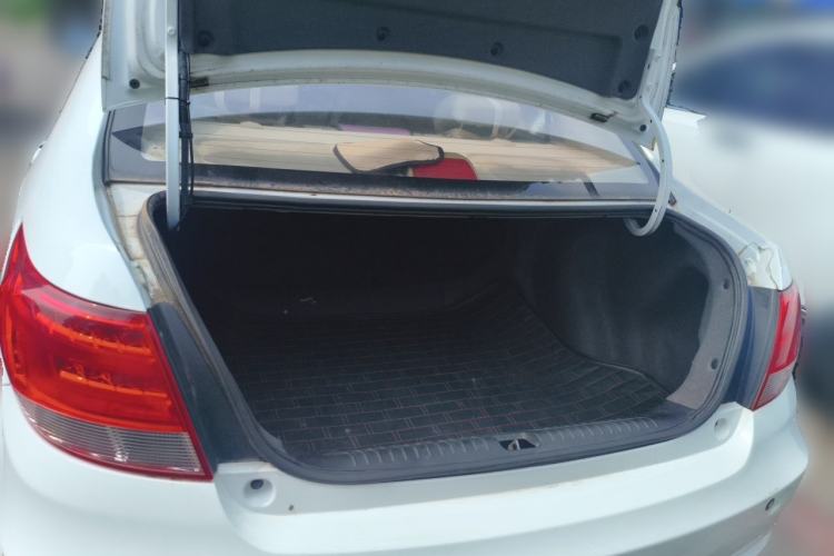 Used Geely Auto Vision 2015 1.5L Manual Elite Model Trunk