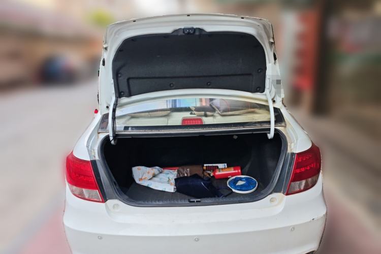 Used Geely Auto Vision 2015 1.5L Manual Elite Model Trunk