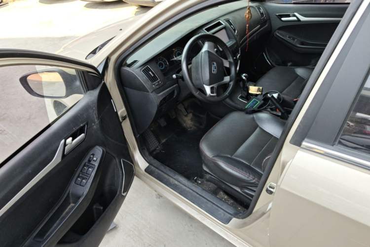 Used Geely Auto Vision 2015 1.5L Manual Happiness Edition Driver Seat