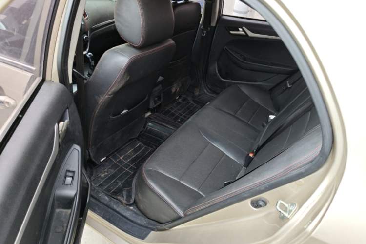 Used Geely Auto Vision 2015 1.5L Manual Happiness Edition Left Rear Seat