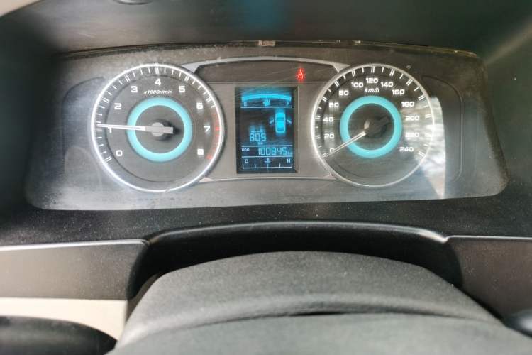 Used Geely Auto Vision 2015 1.5L Manual Elite Model Odometer Close Up