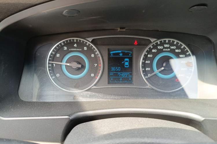 Used Geely Auto Vision 2015 1.5L Manual Elite Model Odometer Close Up