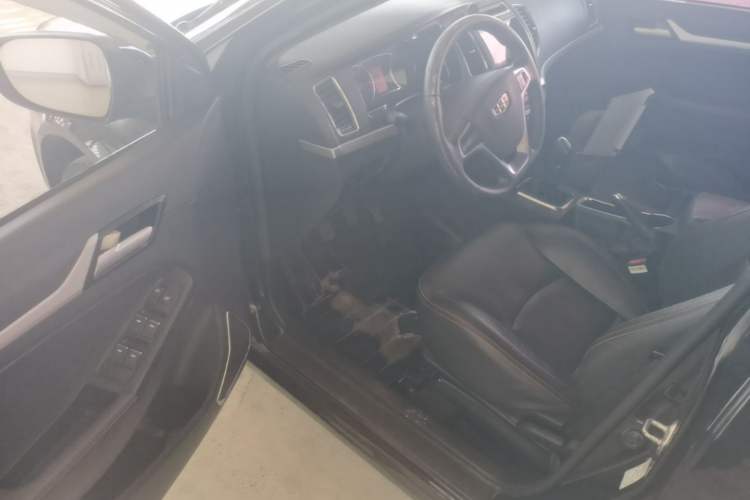 Used Geely Auto Vision 2016 1.5L Manual Happiness Edition Driver Seat