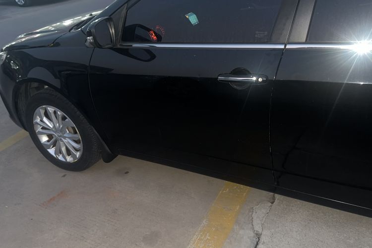 Used Geely Auto Vision 2016 1.5L Manual Happiness Edition Exterior 5
