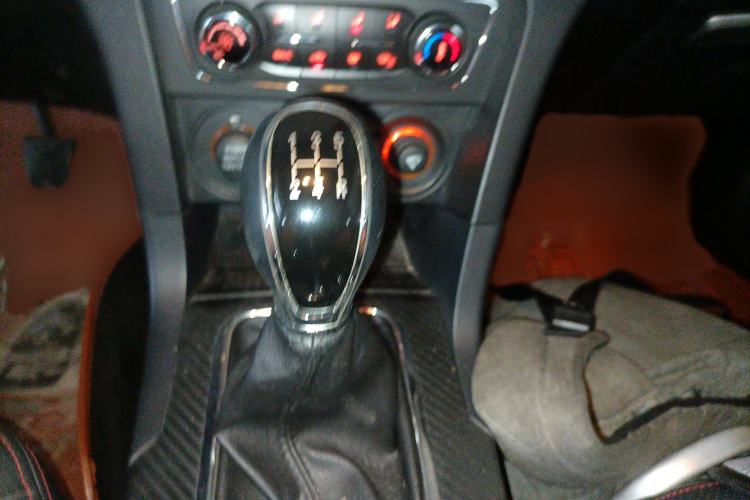 Used Geely Auto Vision 2016 1.5L Manual Happiness Edition Gear Lever