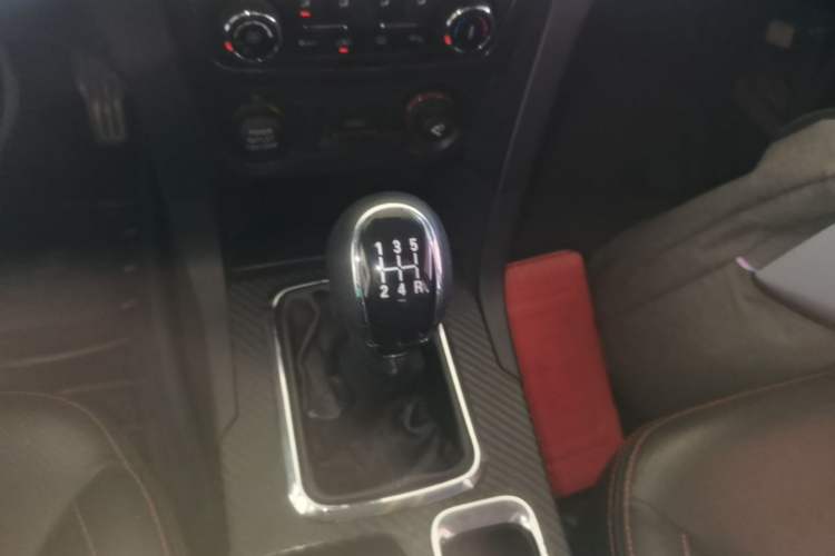 Used Geely Auto Vision 2016 1.5L Manual Happiness Edition Gear Lever