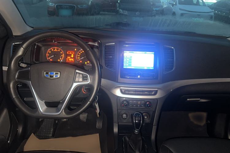 Used Geely Auto Vision 2016 1.5L Manual Happiness Edition Interior 3