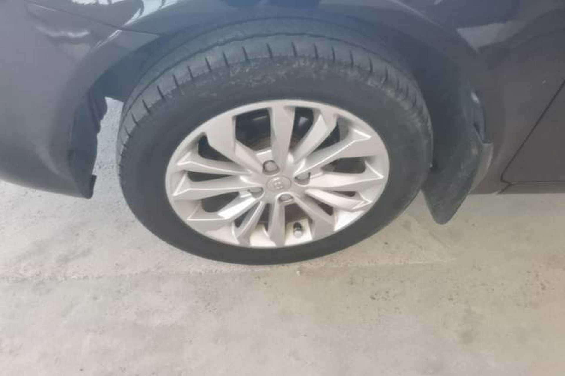Used Geely Auto Vision 2016 1.5L Manual Happiness Edition Left Front Wheel Hub