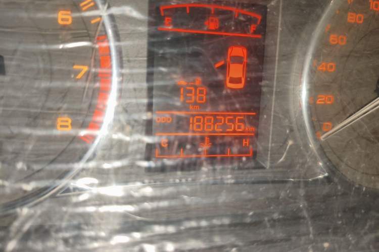 Used Geely Auto Vision 2016 1.5L Manual Happiness Edition Odometer Close Up