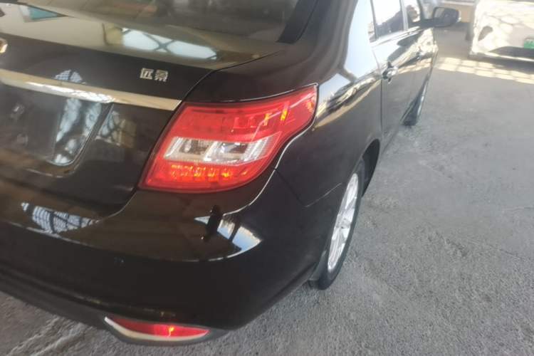 Used Geely Auto Vision 2016 1.5L Manual Happiness Edition Right Rear Taillight