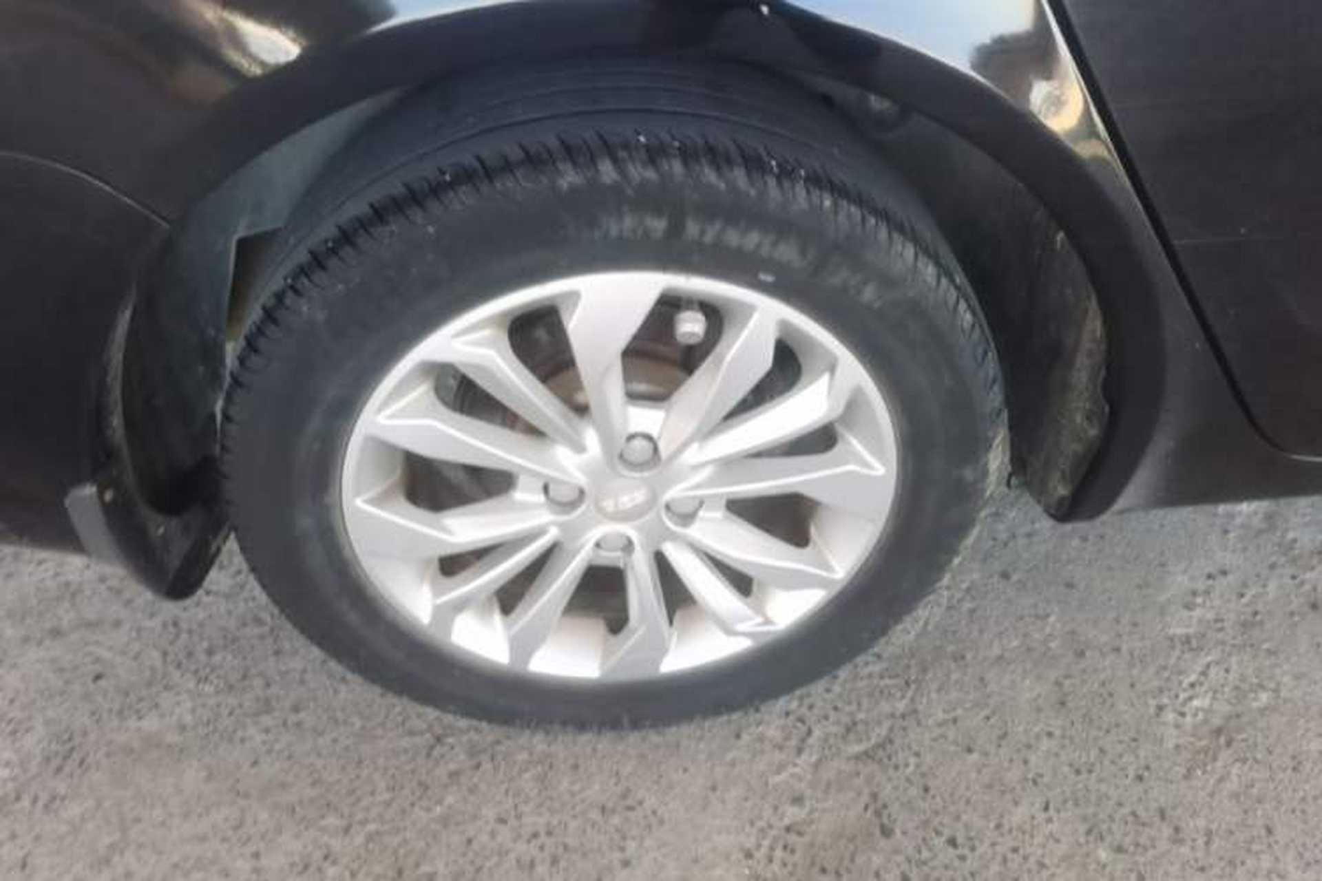 Used Geely Auto Vision 2016 1.5L Manual Happiness Edition Right Rear Wheel Hub