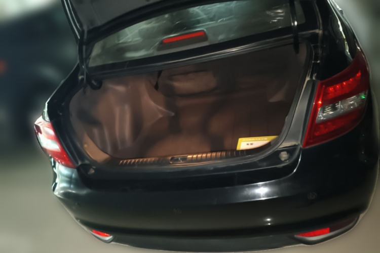 Used Geely Auto Vision 2016 1.5L Manual Happiness Edition Trunk