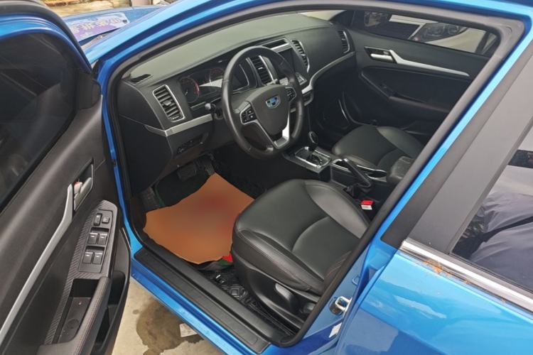 Used Geely Auto Vision 2016 1.5L Automatic Happiness Edition Driver Seat