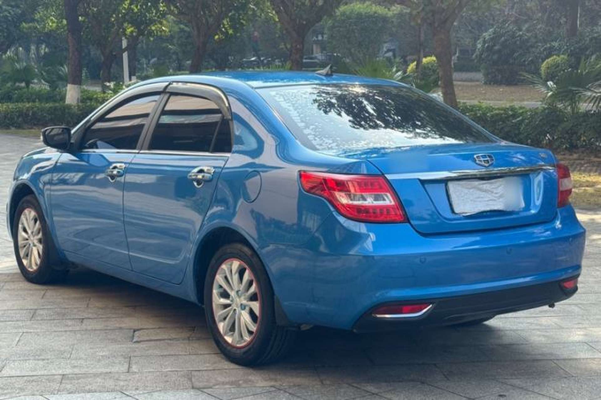 Used Geely Auto Vision 2016 1.5L Manual Happiness Edition Exterior 5