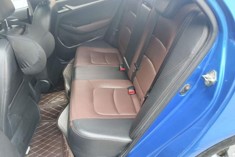 Used Geely Auto Vision 2016 1.5L Automatic Happiness Edition Left Rear Seat