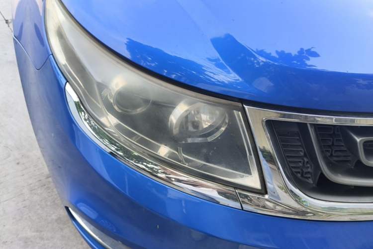 Used Geely Auto Vision 2016 1.5L Automatic Happiness Edition Right Front Headlight