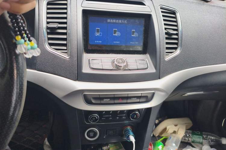 Used Geely Auto Vision 2016 1.5L Automatic Happiness Edition Audio And AC Panel