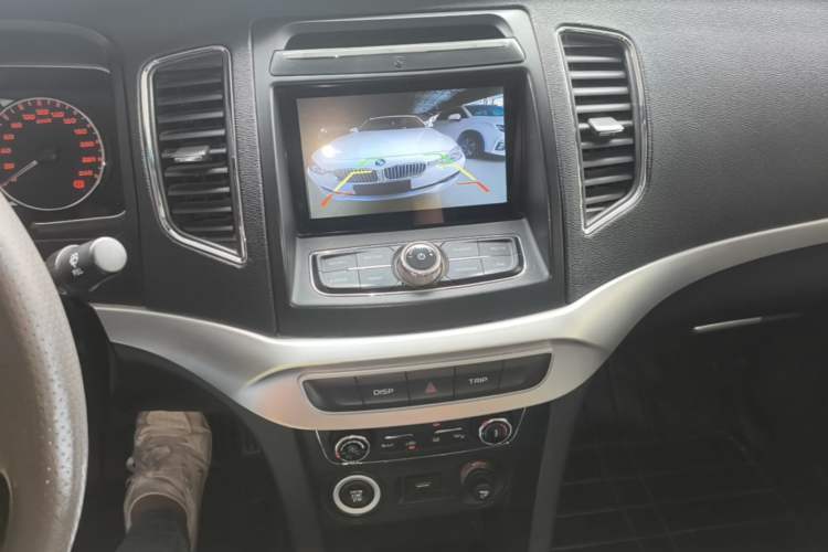 Used Geely Auto Vision 2016 1.5L Automatic Happiness Edition Audio And AC Panel